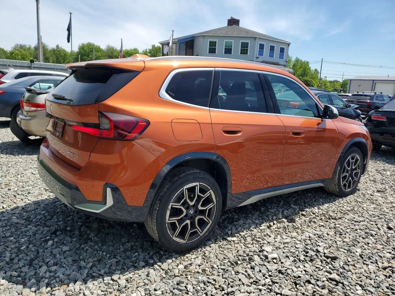 BMW X1, снимка 3 - Автомобили и джипове - 55459176