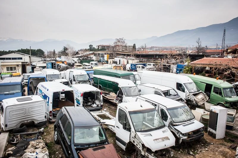 Mercedes-Benz Sprinter 616 CDI  На части, снимка 12 - Бусове и автобуси - 12299670