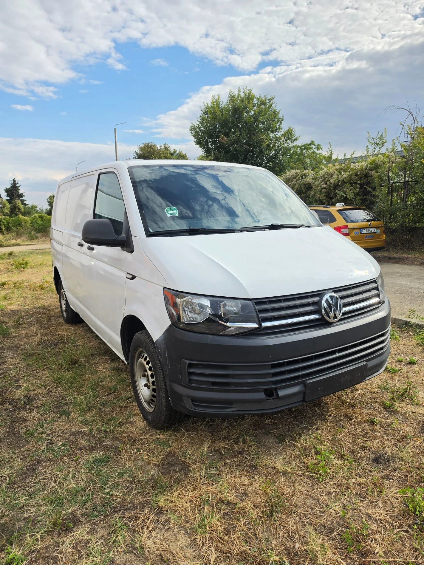 VW T6 2.0tdi 102, снимка 3 - Бусове и автобуси - 56172407