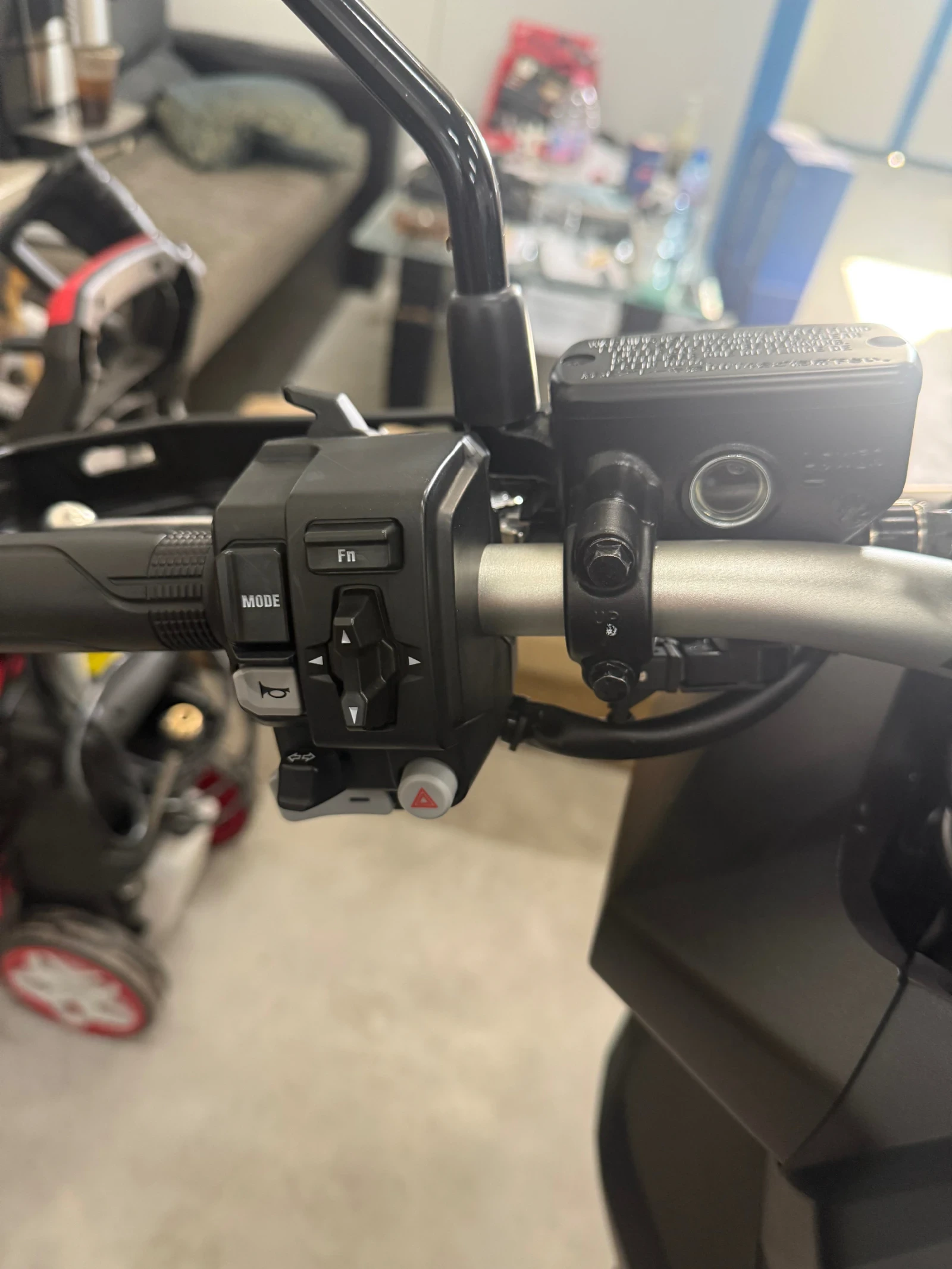 Honda 750 X-ADV, снимка 4 - Мотоциклети и мототехника - 55889724
