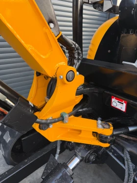 ����� JCB 8026 2.7� 390��. | Mobile.bg � ����� ������ 11