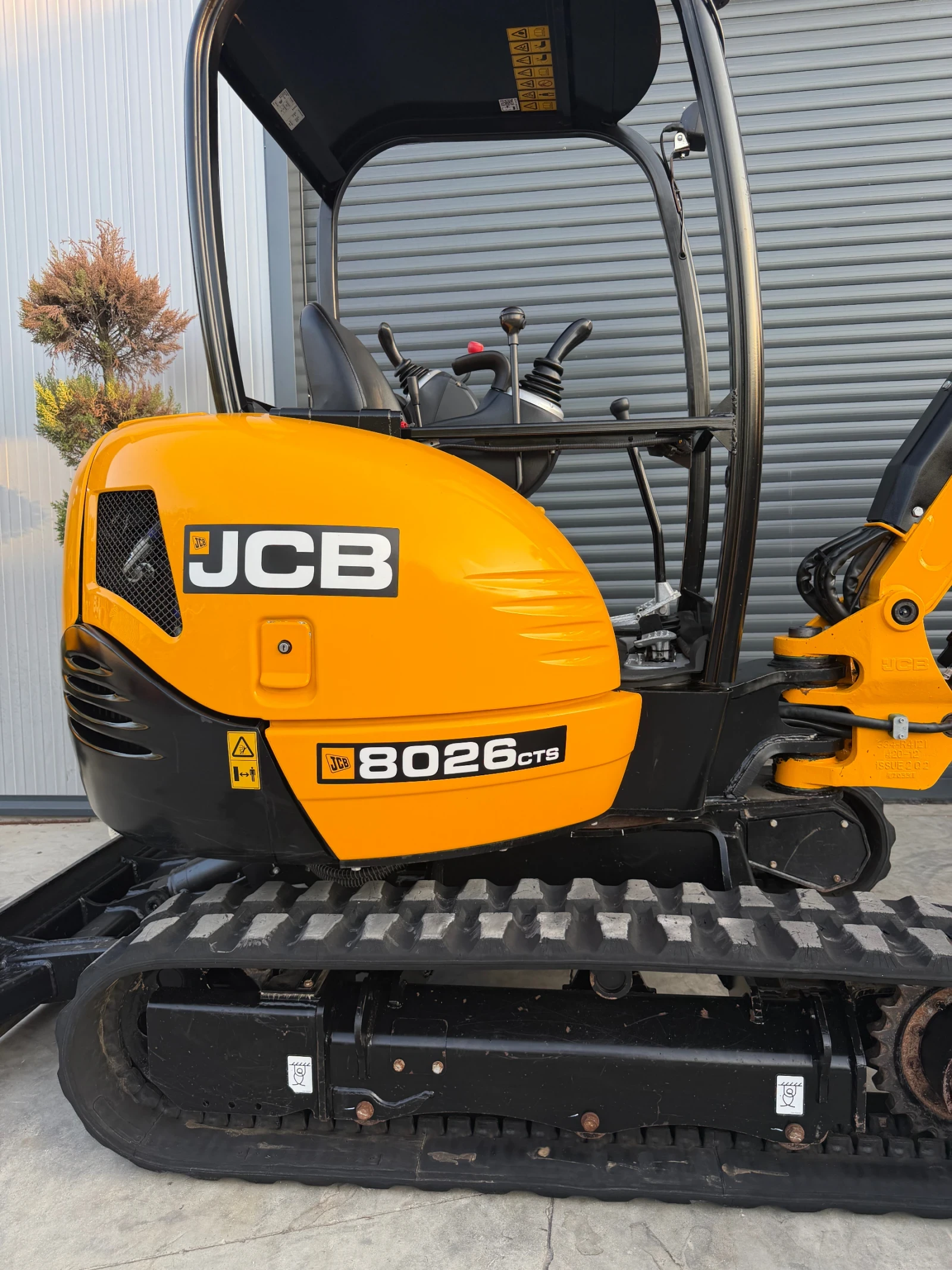 Багер JCB 8026 2.7т 390мч., снимка 6 - Индустриална техника - 55450099