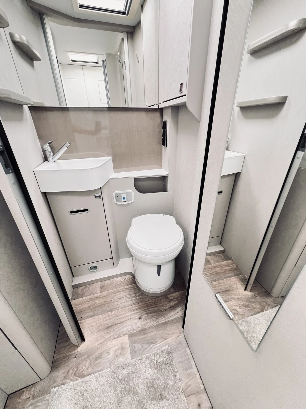  HYMER / ERIBA MERCEDES S685. 3500 kg.   K WEBASTO | Mobile.bg   14