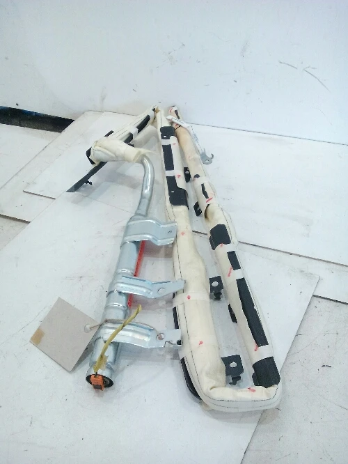 ������ ������ ����� 3 ����� | Mobile.bg � ����������� 1