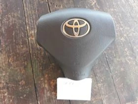      ,   Toyota Corolla verso