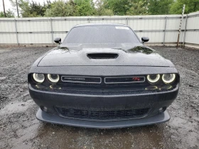 Dodge Challenger R/T 5.7L HEMI| ЧЕРВЕН САЛОН| , снимка 1