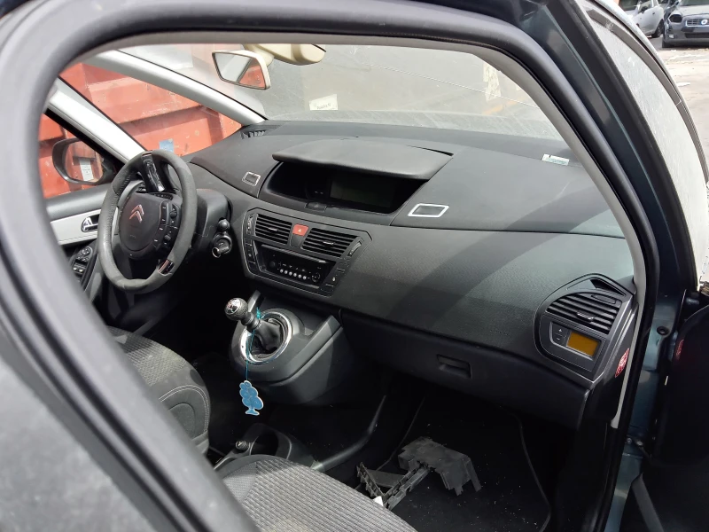 Citroen C4 Picasso 1.6hdi, снимка 4 - Автомобили и джипове - 45613925