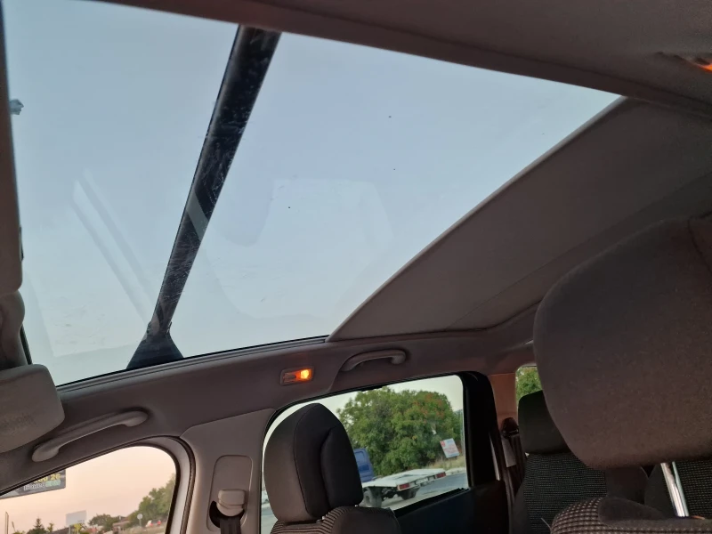 Peugeot 5008 АВТОМАТ! 2.0 HDI ПАНОРАМА! , снимка 11 - Автомобили и джипове - 51584523