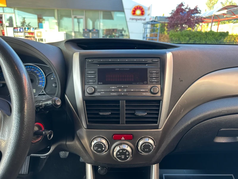 Subaru Forester 2.0X, снимка 9 - Автомобили и джипове - 52425431