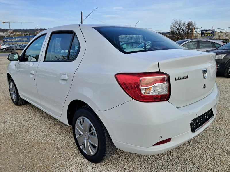 Dacia Logan 1.2i 75к.с СТАРИЯ МОТОР  ТОП СЪСТОЯНИЕ, снимка 5 - Автомобили и джипове - 52446885