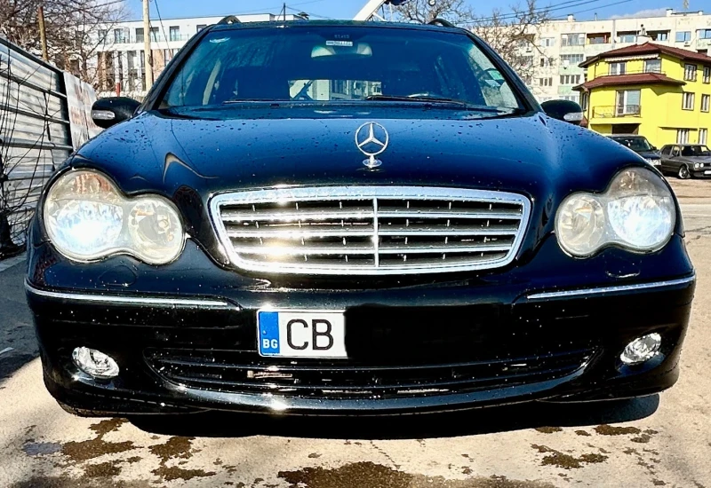 Mercedes-Benz C 230, снимка 2 - Автомобили и джипове - 52495055