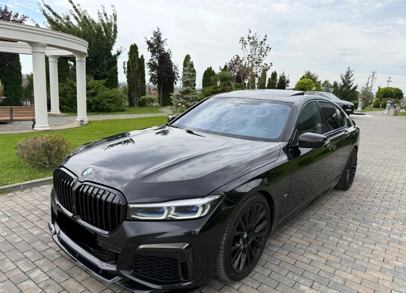 BMW 750 M-Sport xDrive, снимка 2 - Автомобили и джипове - 52655620