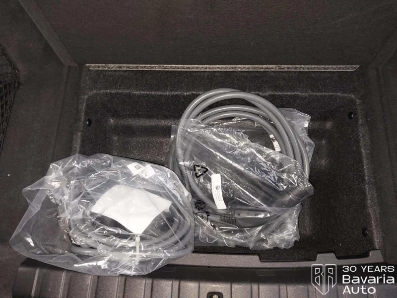 BMW i4 40 eDrive M Sport Paket, снимка 13 - Автомобили и джипове - 52835350