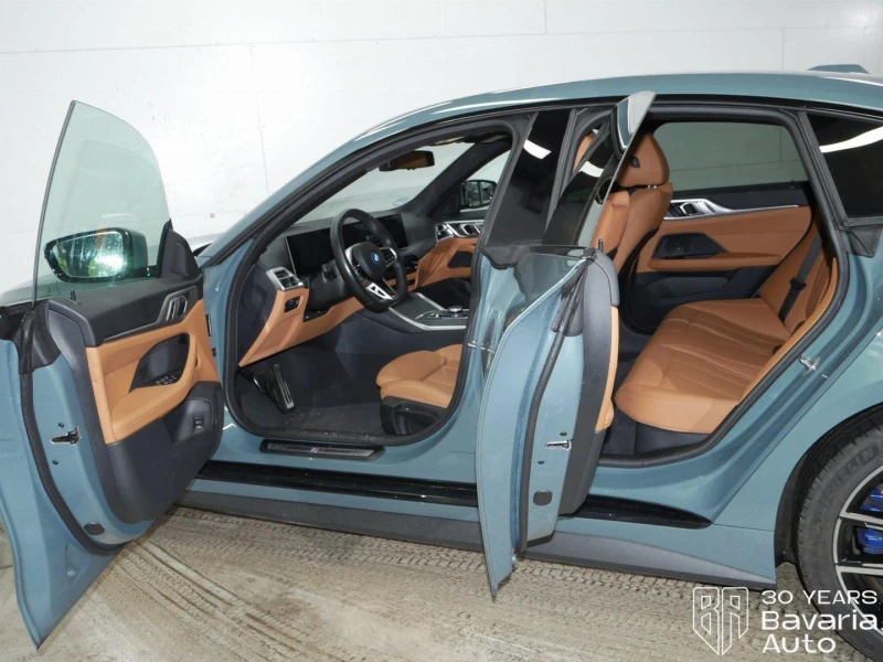 BMW i4 40 eDrive M Sport Paket, снимка 5 - Автомобили и джипове - 52835350