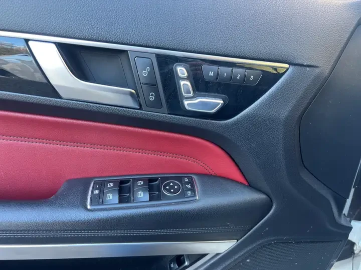 Mercedes-Benz E 400, снимка 8 - Автомобили и джипове - 54103696