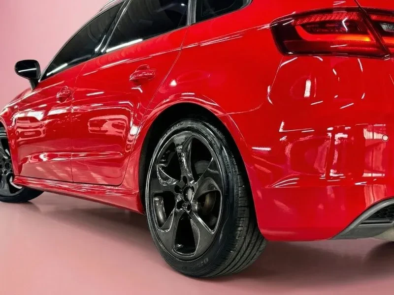 Audi A3 2.0 TDI Sportback Sports Edition, снимка 4 - Автомобили и джипове - 54139626