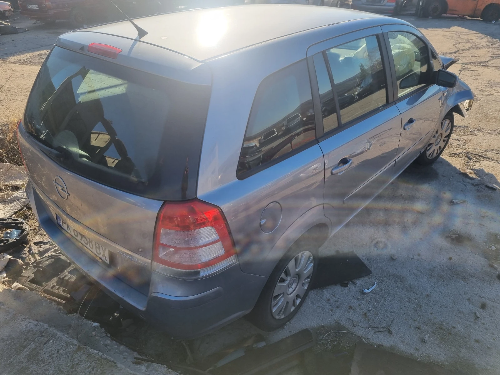 Opel Zafira 1.6benzin-150ks s turbo-2009god - изображение 4