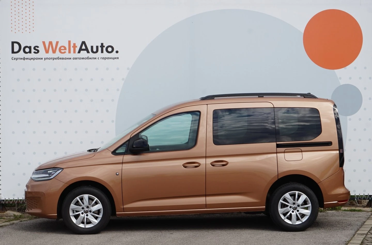 VW Caddy Life TDI 5 места - изображение 2