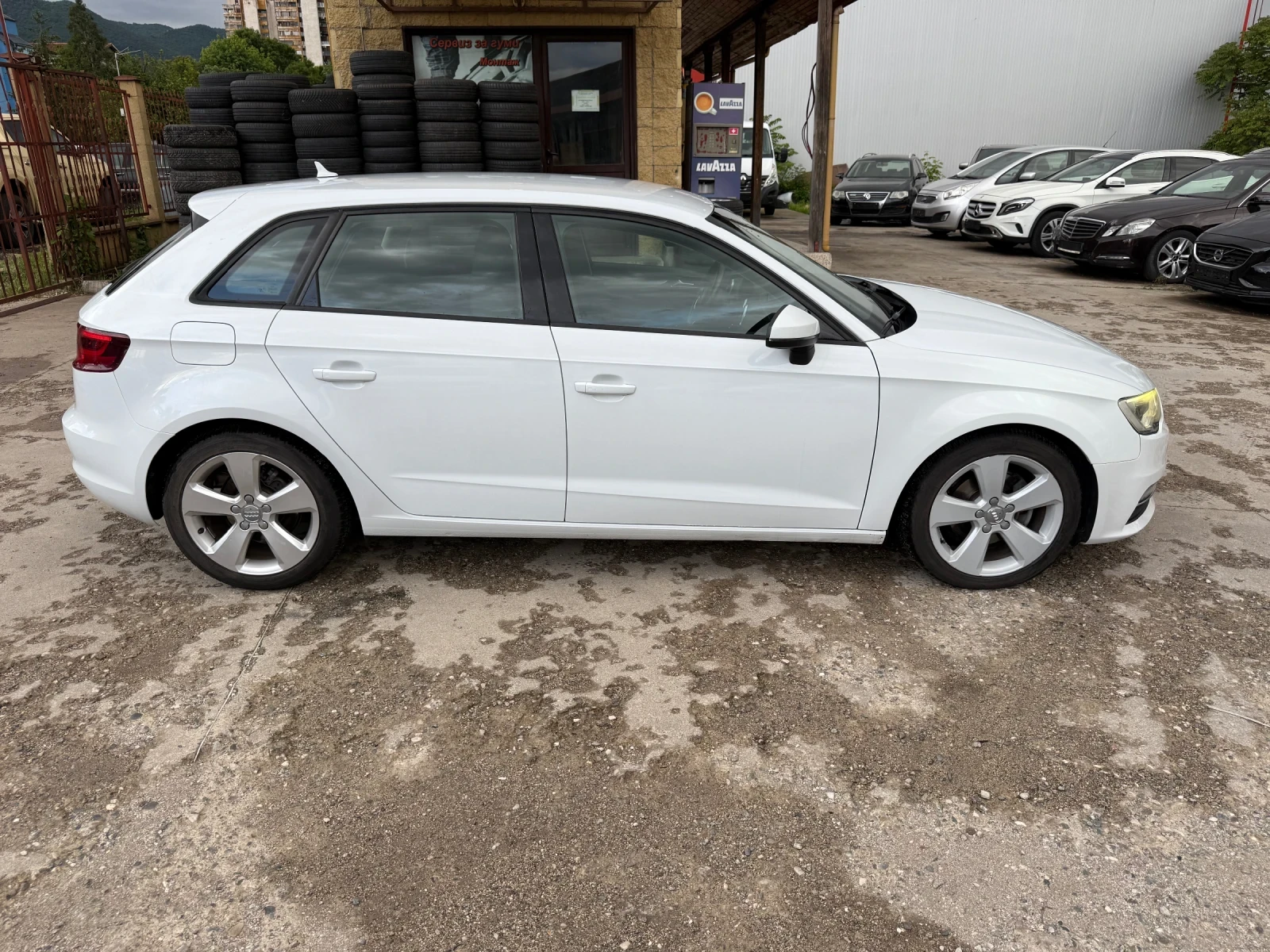 Audi A3 1.6 tdi dsg - изображение 5