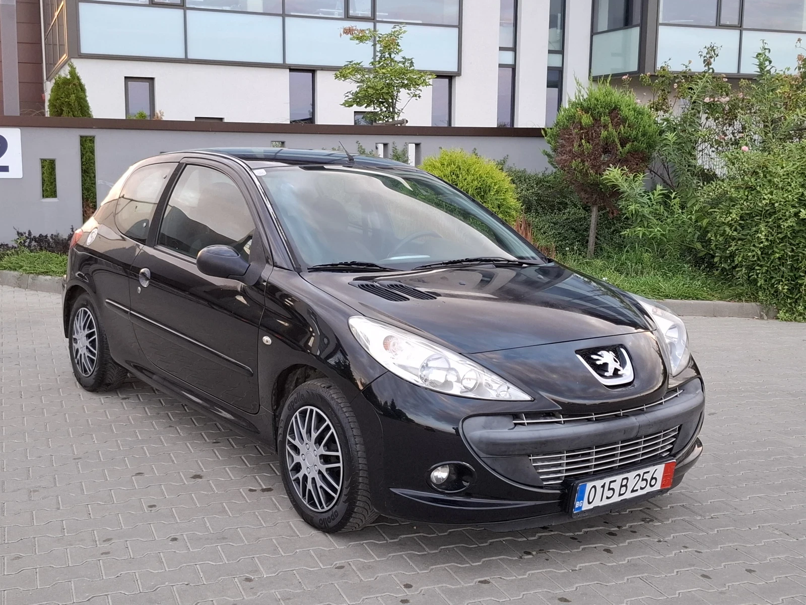 Peugeot 206 + 1.4i* (75кс)* * FACELIFT* * НОВ ВНОС* *  - изображение 3