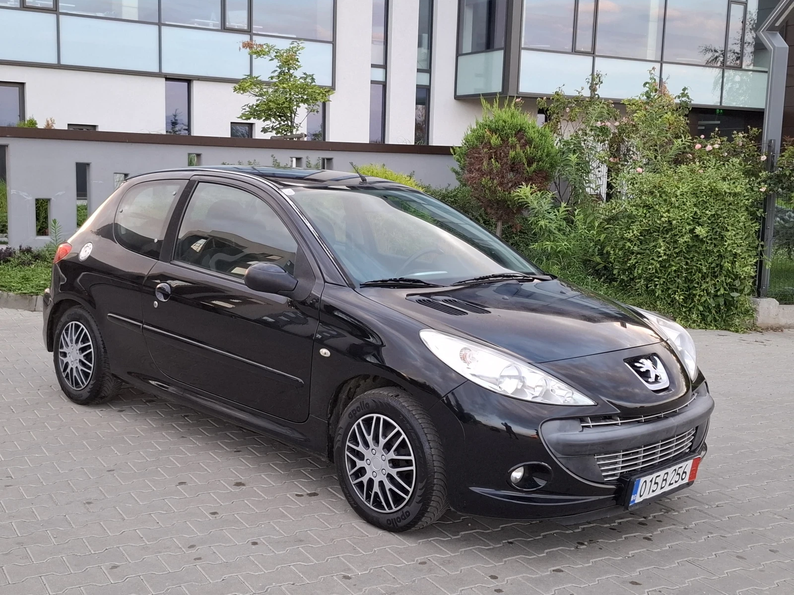 Peugeot 206 + 1.4i* (75кс)* * FACELIFT* * НОВ ВНОС* *  - изображение 4