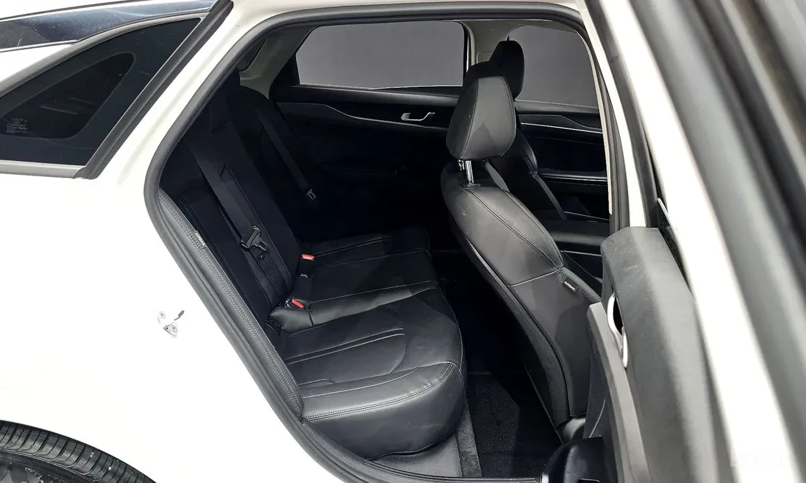 Kia K5 2.0 LPG TRENDY * НАЙ-ДОБРА ЦЕНА В БЪЛГАРИЯ*  - изображение 8
