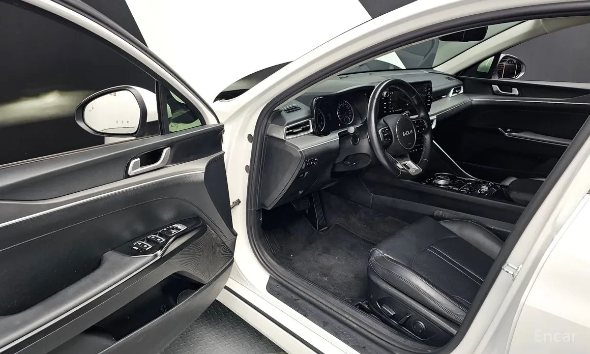Kia K5 2.0 LPG TRENDY * НАЙ-ДОБРА ЦЕНА В БЪЛГАРИЯ*  - изображение 9