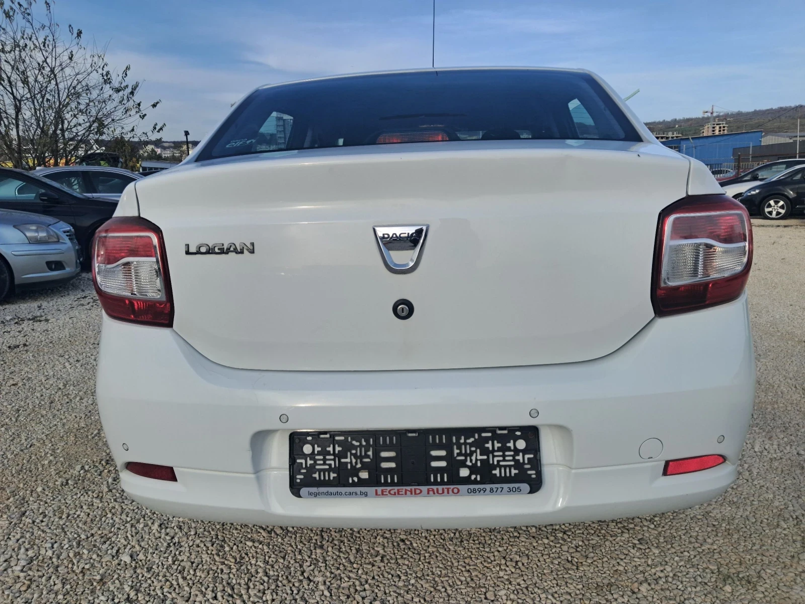 Dacia Logan 1.2i 75к.с СТАРИЯ МОТОР  ТОП СЪСТОЯНИЕ - изображение 7