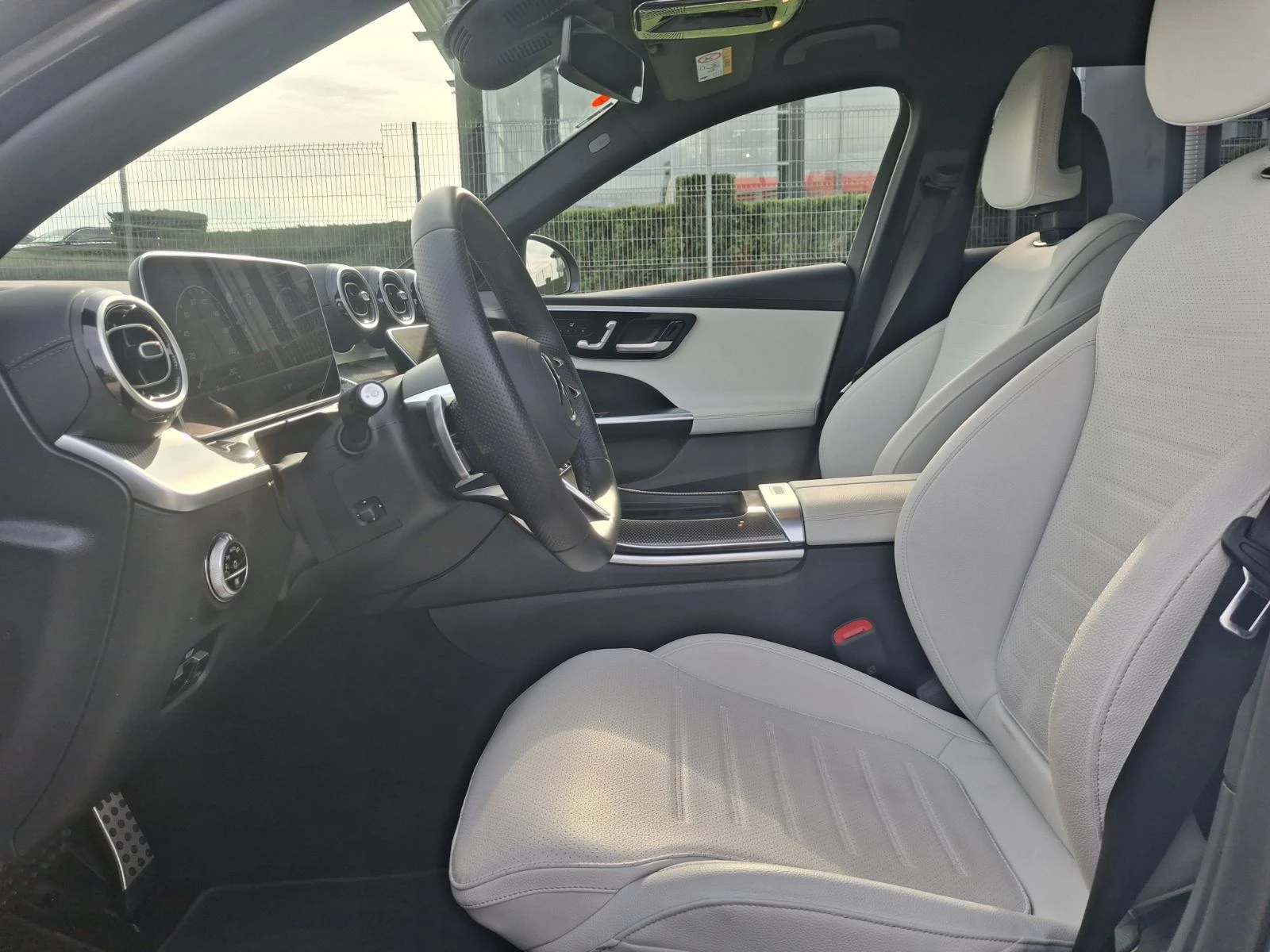 Mercedes-Benz C 200 4MATIC - изображение 8