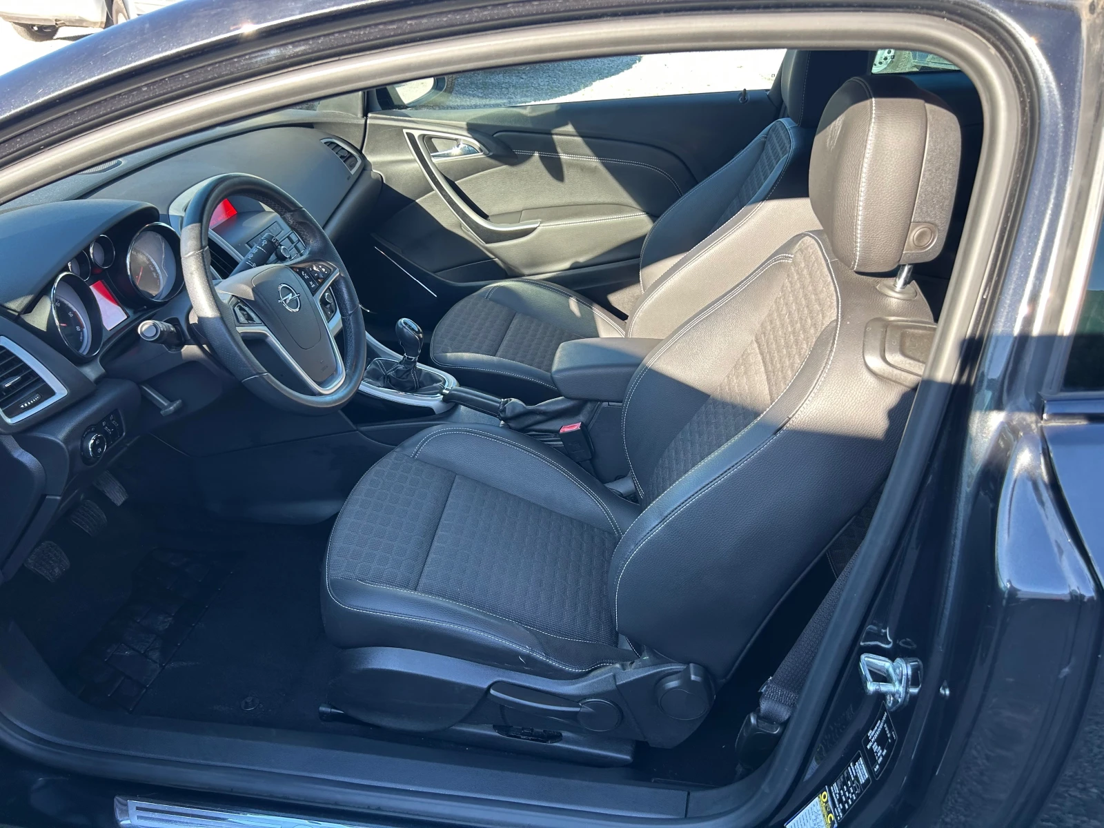 Opel Astra 1.7CDTI EURO5B - изображение 10