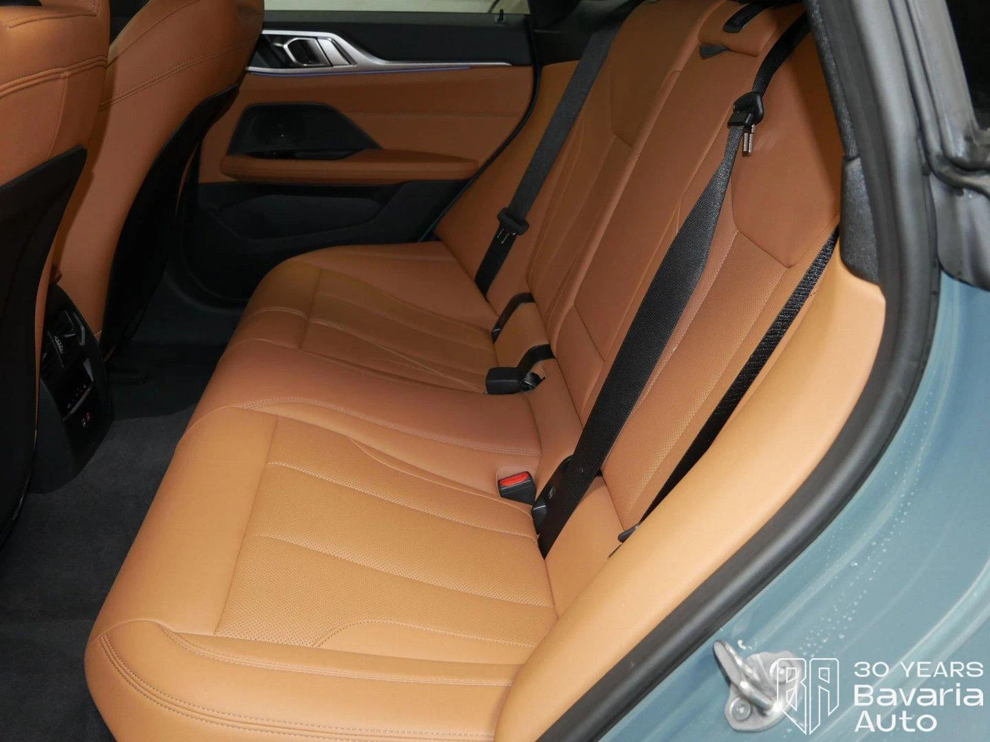 BMW i4 40 eDrive M Sport Paket - изображение 8