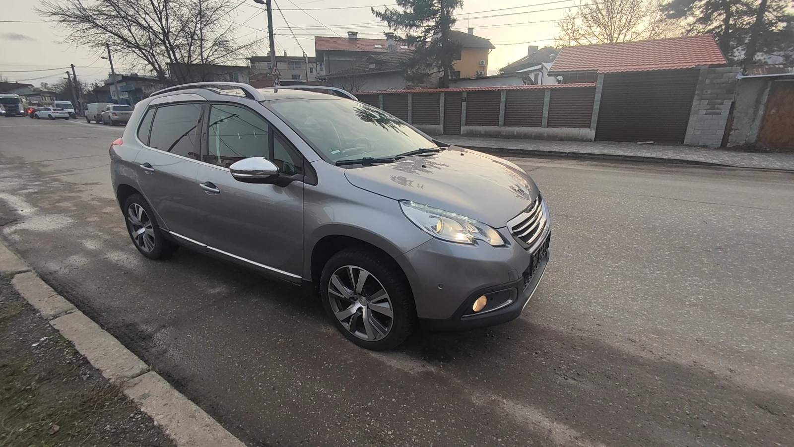 Peugeot 2008 1.2i Германия  - изображение 3