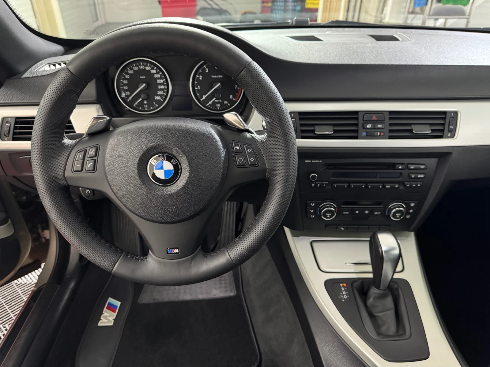 BMW 335 i 306 h.p. - CABRIO - MILANO - 177.000 km | Mobile.bg � ����������� 10