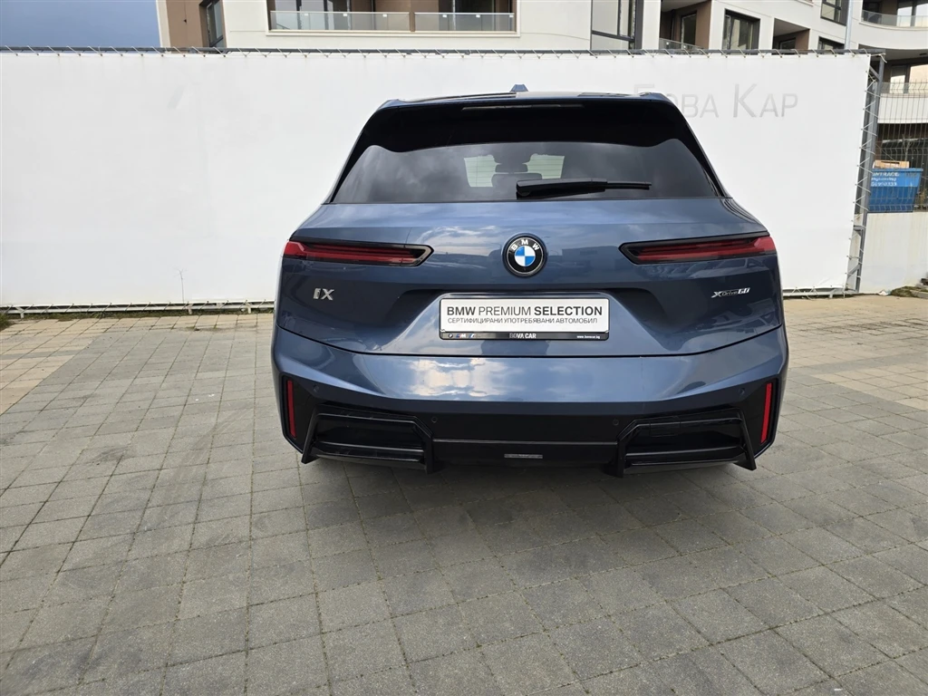 BMW iX xDrive60, снимка 9 - Автомобили и джипове - 53800448