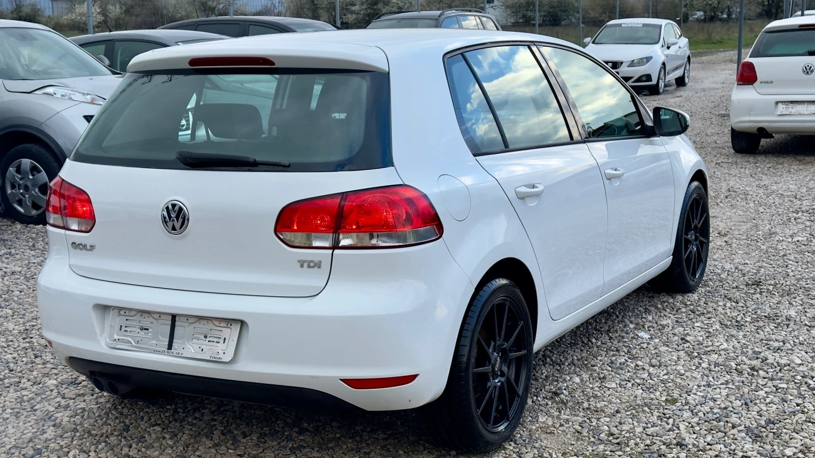 VW Golf 2.0 TDI 110 к.с. ИТАЛИЯ , снимка 8 - Автомобили и джипове - 54083880