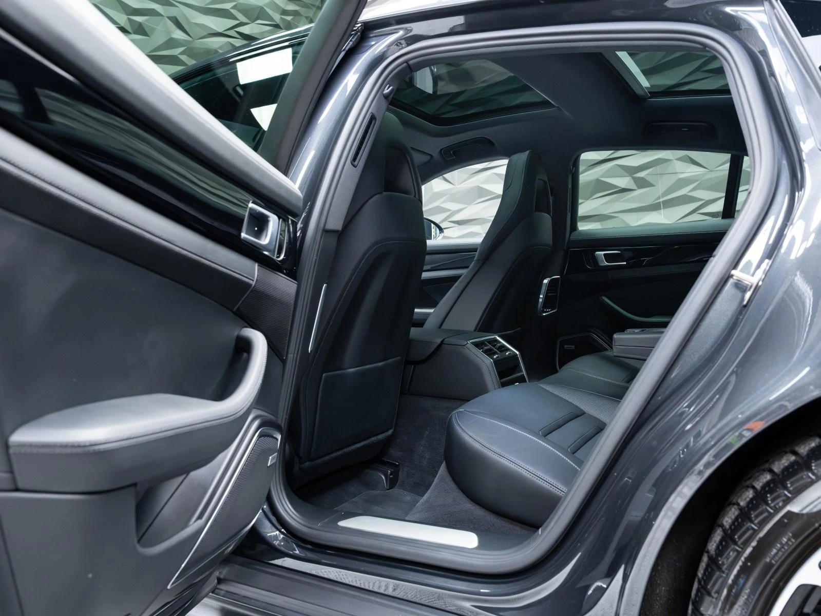 Porsche Panamera FACELIFT* E-HYBRID* SPORT CHRONO* BOSE* 360CAM* SO | Mobile.bg � ����������� 11