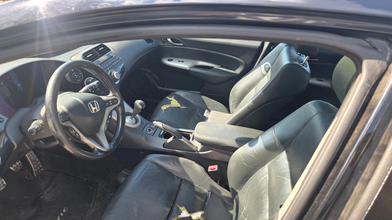Honda Civic 2.2d  NAVI XENON KOJA, снимка 12 - Автомобили и джипове - 54430533