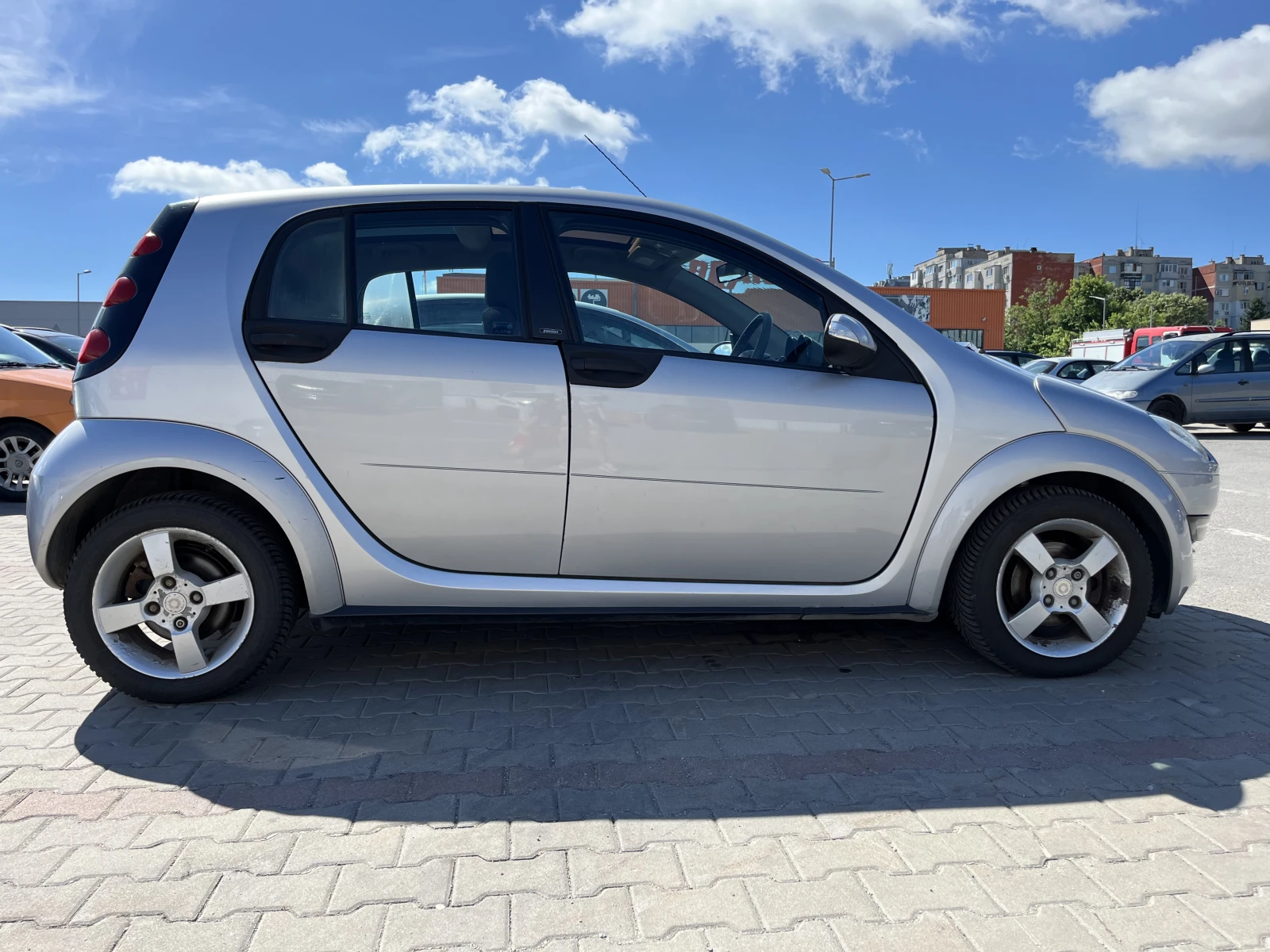 Smart Forfour, снимка 15 - Автомобили и джипове - 54934760