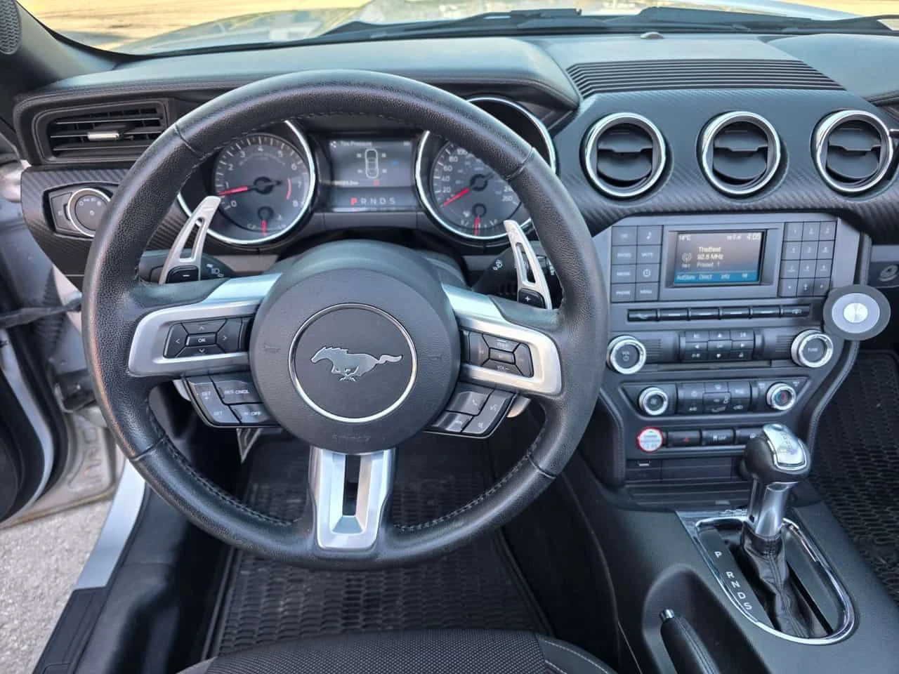 Ford Mustang * 2dr Conv V6 * АВТОКРЕДИТ БЕЗ ПЪРВОНАЧАЛНА ВНОСКА, снимка 8 - Автомобили и джипове - 55079192
