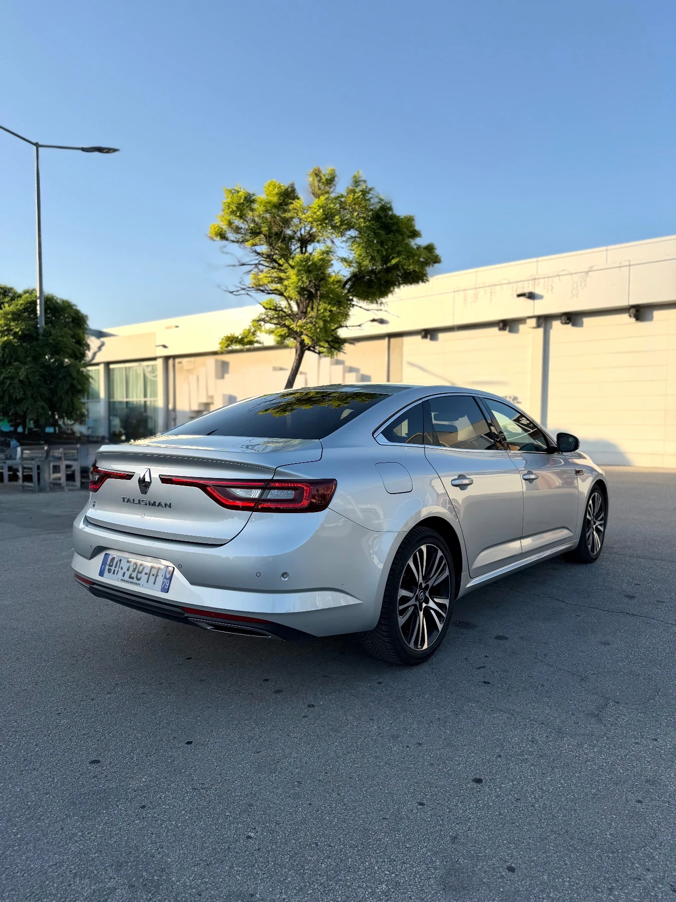 Renault Talisman Initiale Full 1.6dci, снимка 4 - Автомобили и джипове - 55126133