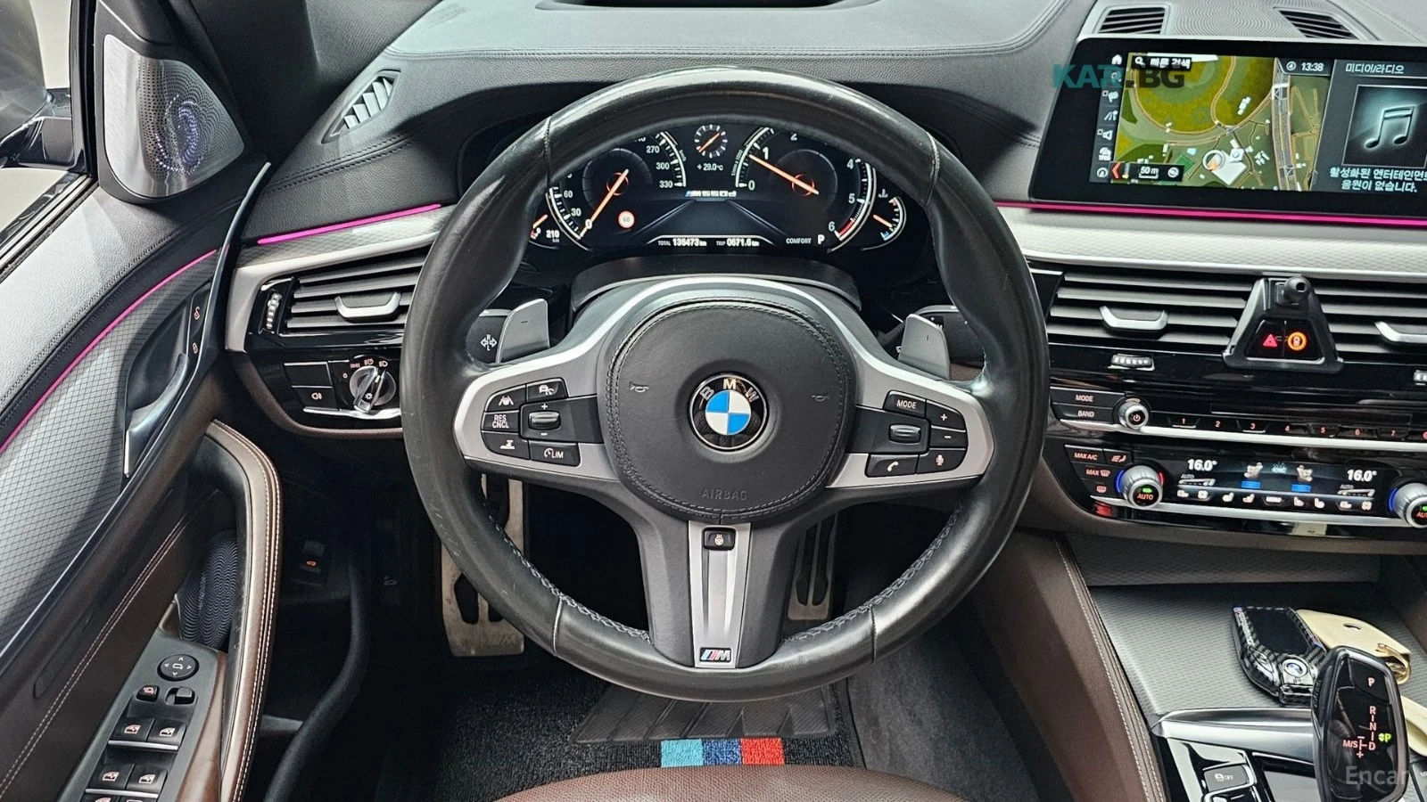 BMW 550 M550D* M PACK* XDRIVE* КОЖА* ПОДГРЕВ* ОБДУХВ* ПАНО, снимка 12 - Автомобили и джипове - 55245526