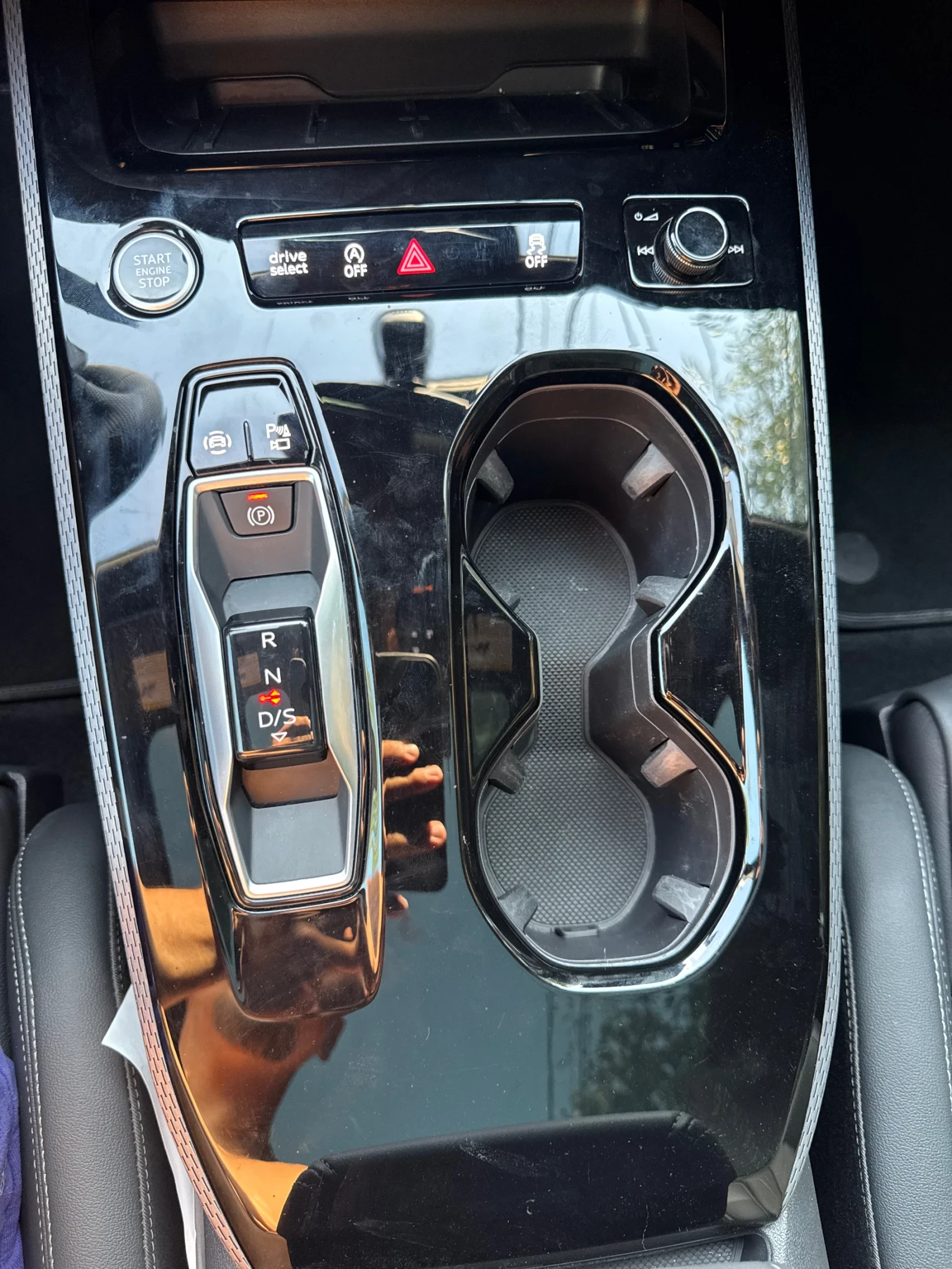 Audi A5 A5 Progressiv 2.0 TFSI quattro 268 hp, снимка 10 - Автомобили и джипове - 55451201