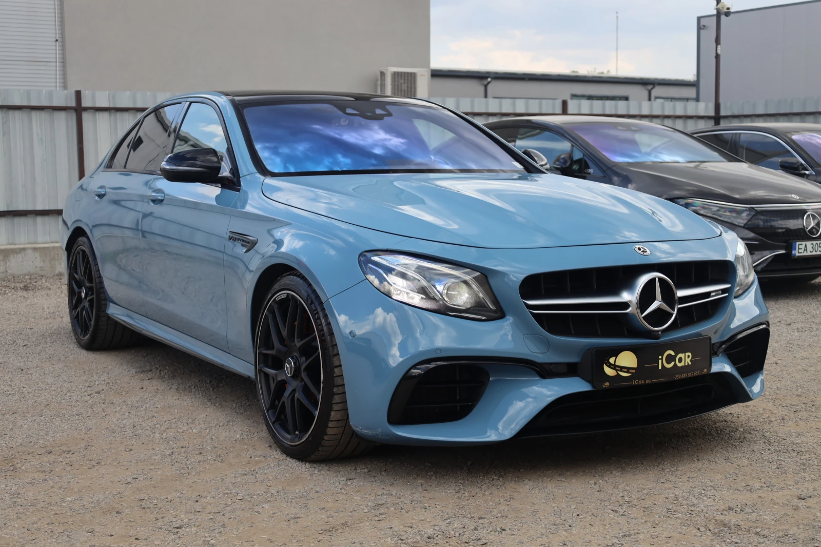 Mercedes-Benz E 63 AMG S 4M+ 750PS CERAMIC SchalenSitze 3D BURM Pano iCar, снимка 3 - Автомобили и джипове - 56021206