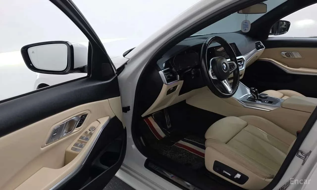 BMW 320 d * xDrive * M Sport * Head up * Шибидах * , снимка 6 - Автомобили и джипове - 56310936