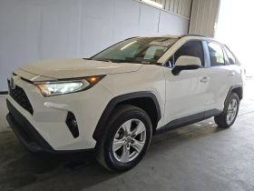 Toyota Rav4 2021 XLE 1