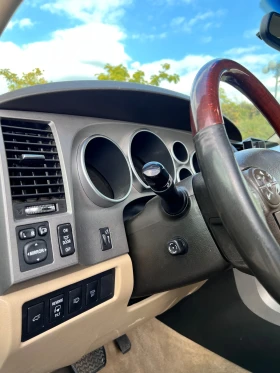 Toyota Sequoia 5.7 Platinum 4X4 | Mobile.bg    17