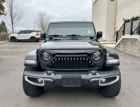 Jeep Gladiator OVERLAND* 4x4* CREW CAB* IMMACULATE CONDITION - 30900 € / 60435.15 лв. - 38219847 2