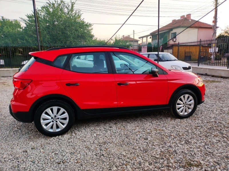 Seat Arona 1.0TGI, снимка 9 - Автомобили и джипове - 42573876