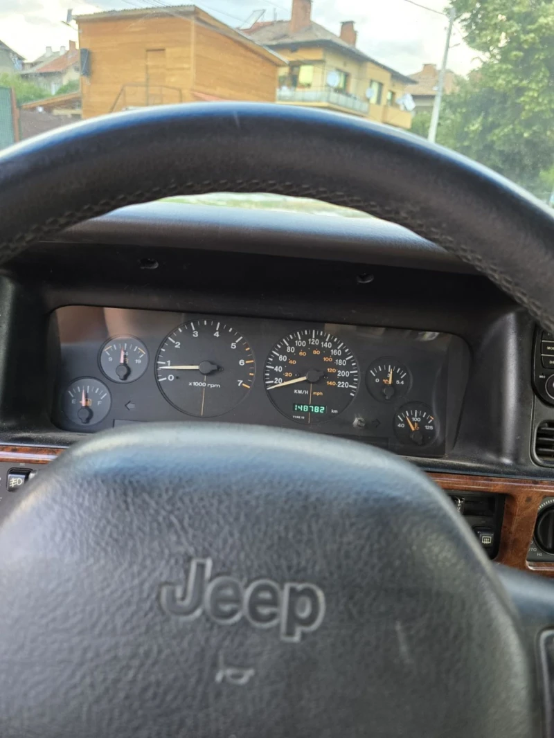 Jeep Grand cherokee ZJ 4.0 laredo, снимка 15 - Автомобили и джипове - 47199915