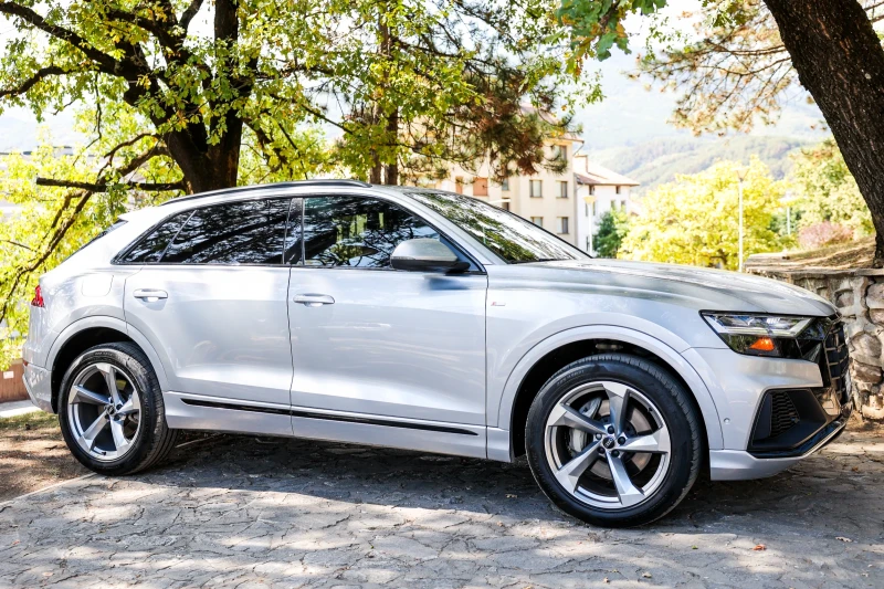 Audi Q8 S-line, снимка 7 - Автомобили и джипове - 52613598